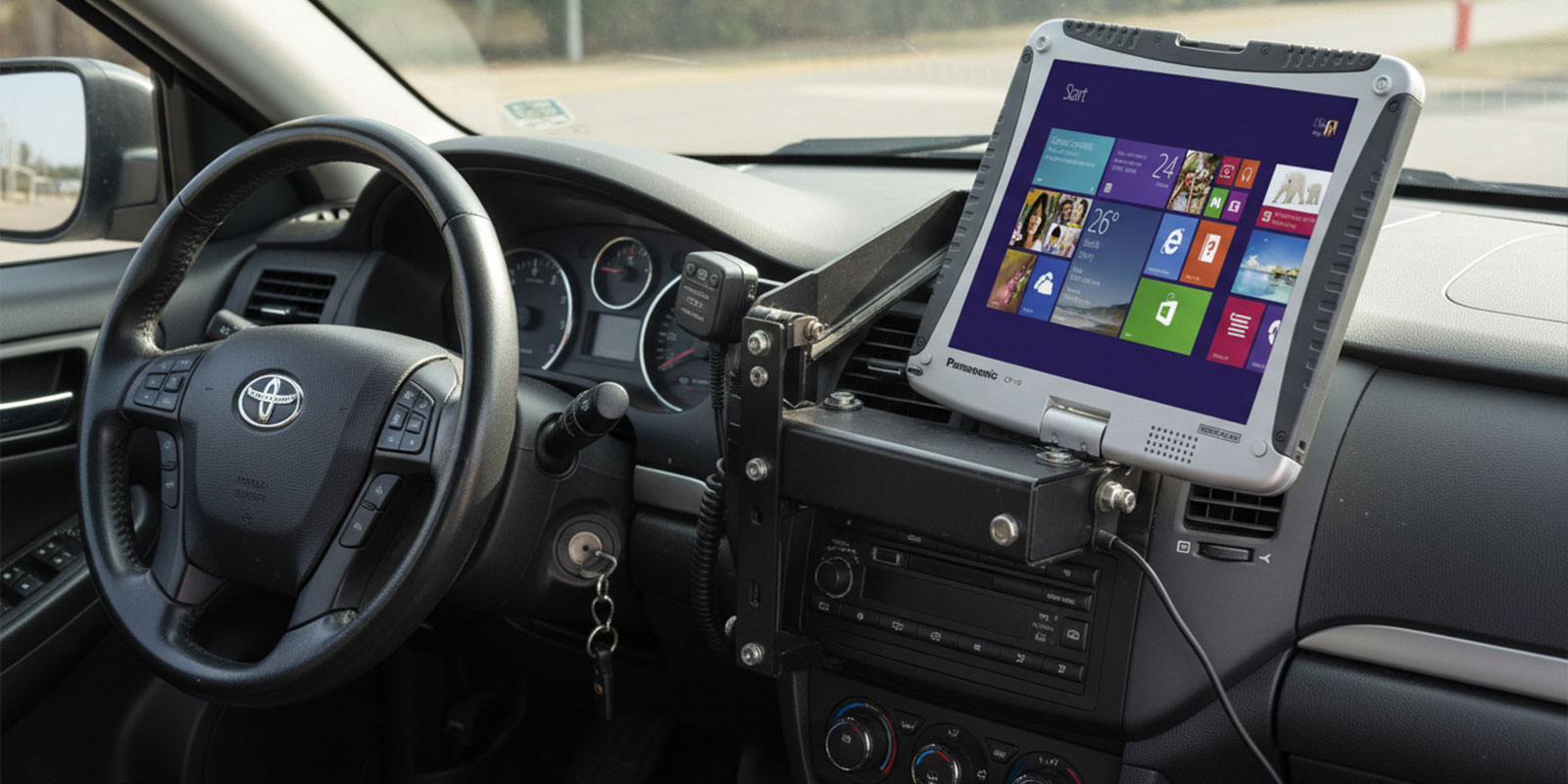 laptop in vehicle dashboard